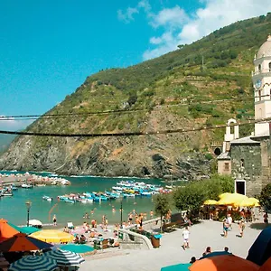 https://francamaria-rooms.hotelitalianriviera.com