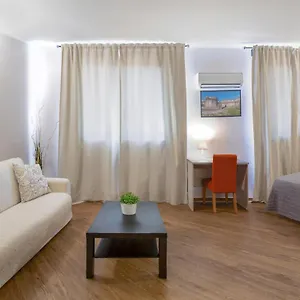 https://al-borgo-sarzana.hotelitalianriviera.com